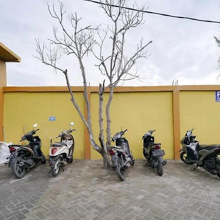 Hotel RedDoorz near Ekowisata Mangrove Belawan Zewnętrze zdjęcie