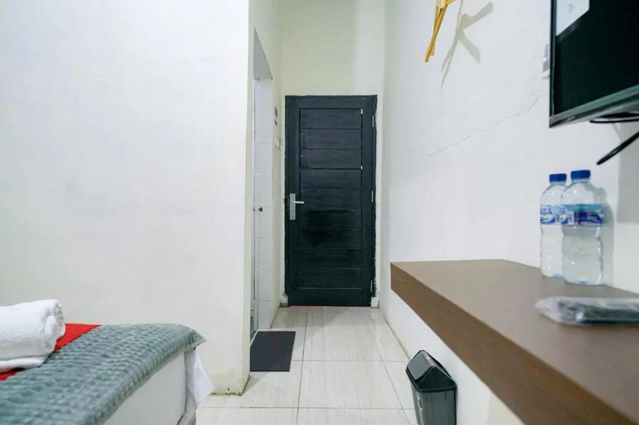 Hotel RedDoorz near Ekowisata Mangrove Belawan Zewnętrze zdjęcie