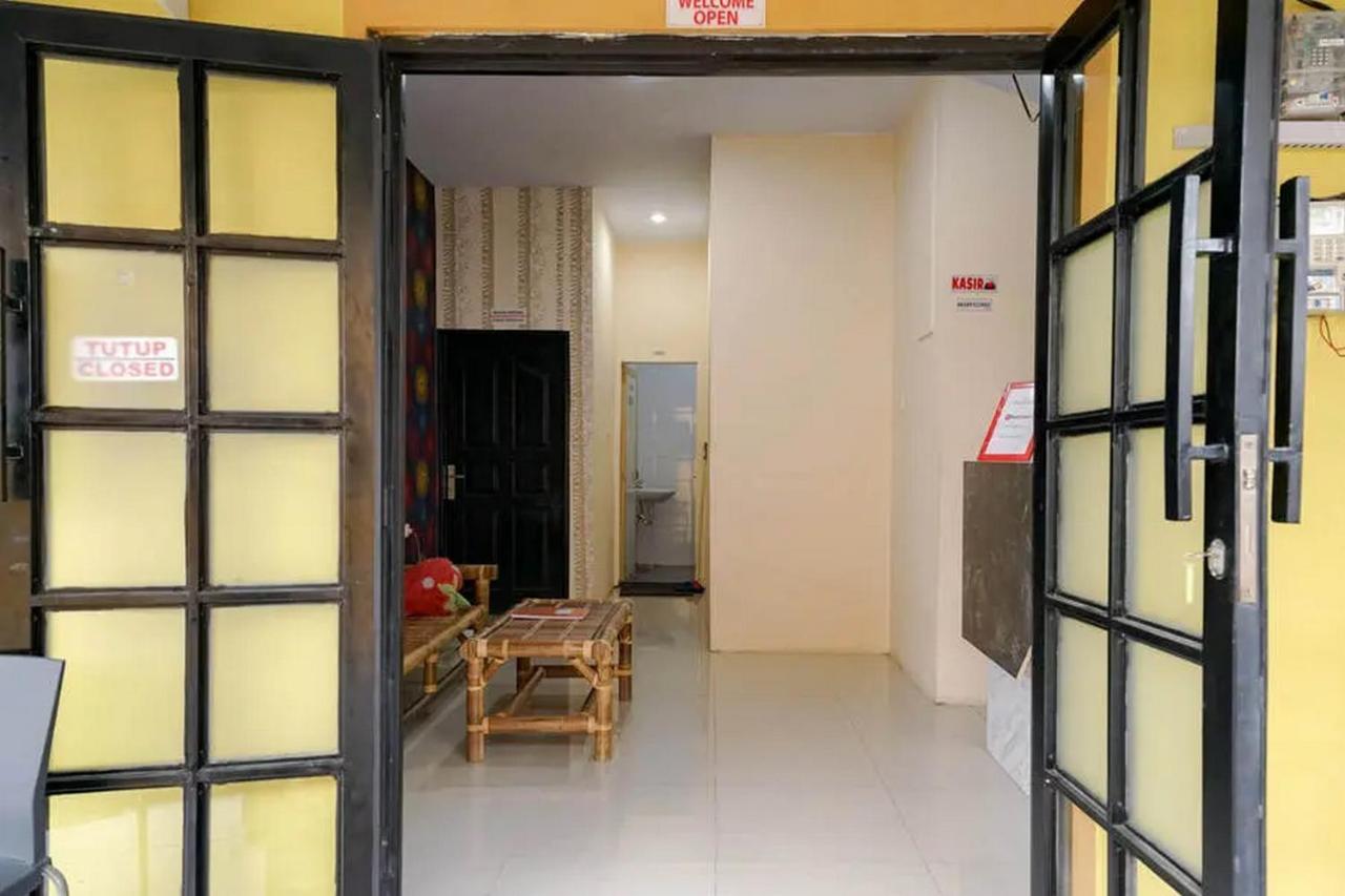 Hotel RedDoorz near Ekowisata Mangrove Belawan Zewnętrze zdjęcie